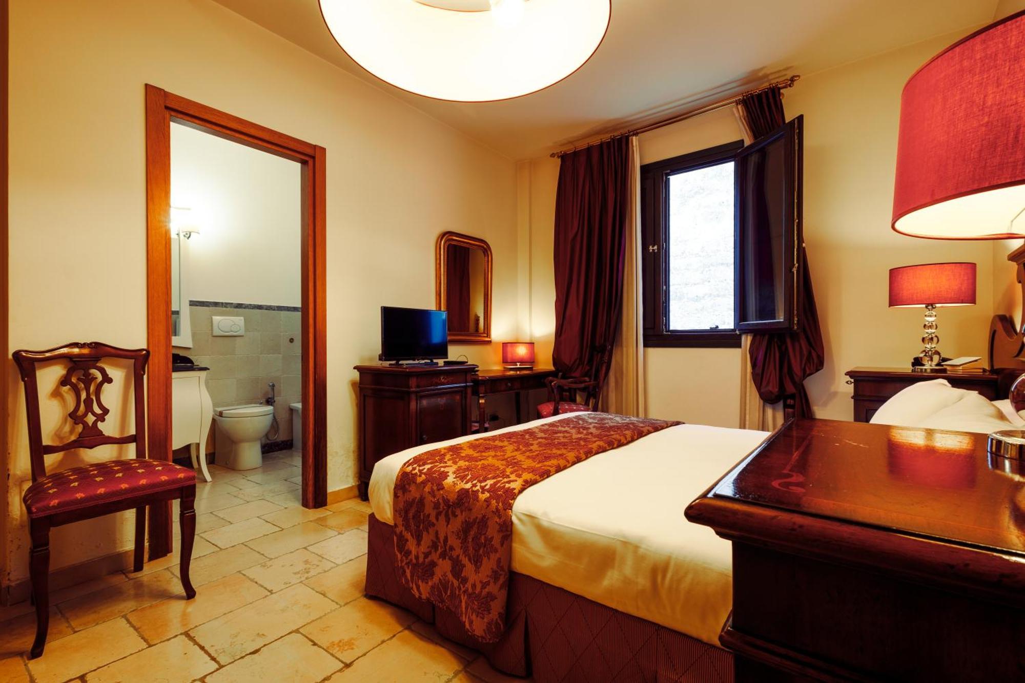 Vico Regio Hotel Casarano Buitenkant foto